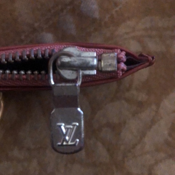 Louis Vuitton Small Luxury Brushed Leather Keychain / Credit Card+Change Holder - Picture 4 of 5